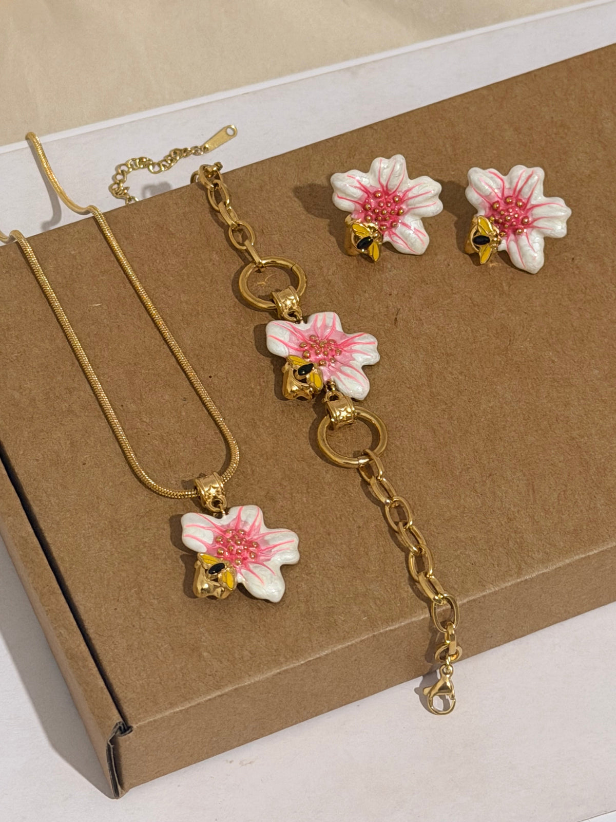 Jewellery sets